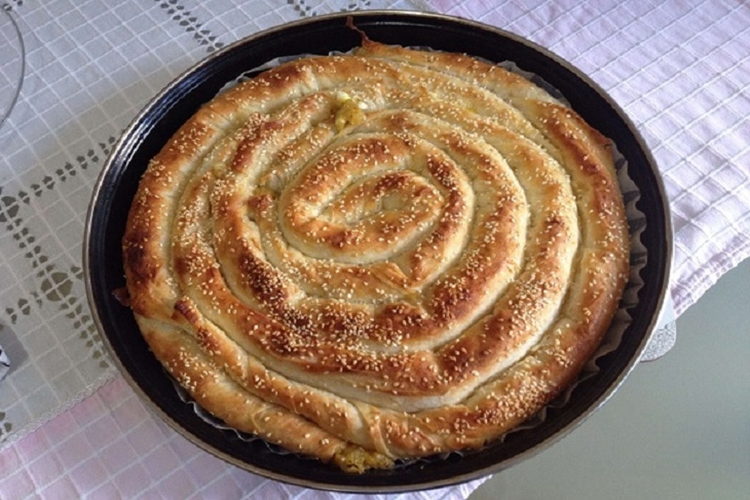 Börek Yaparken Süt Yerine Ne Kullanılır?
