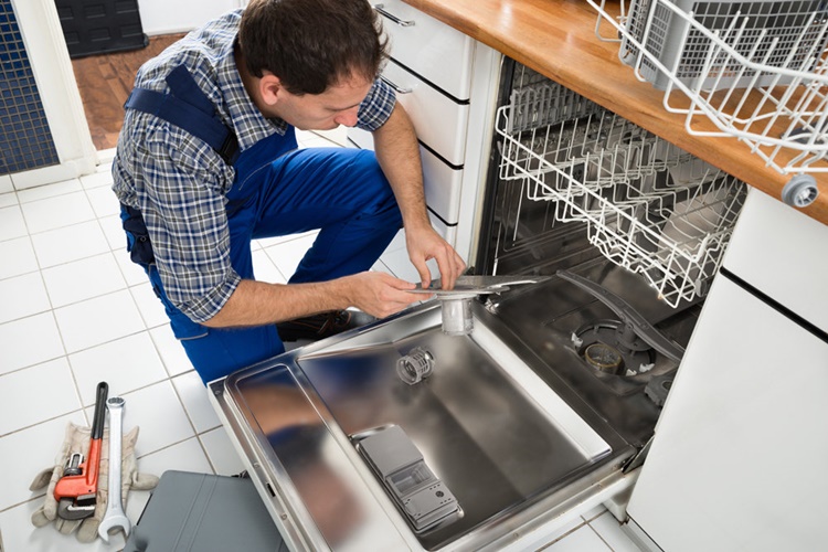 Bosch Çamaşır Makinesi Suyu Neden Boşaltmıyor?