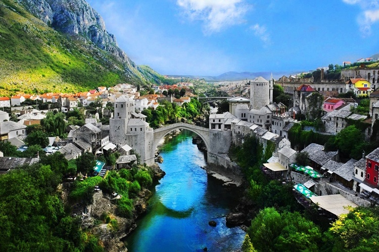 Bosna Hersek’e Kimlikle Gidilir Mi?