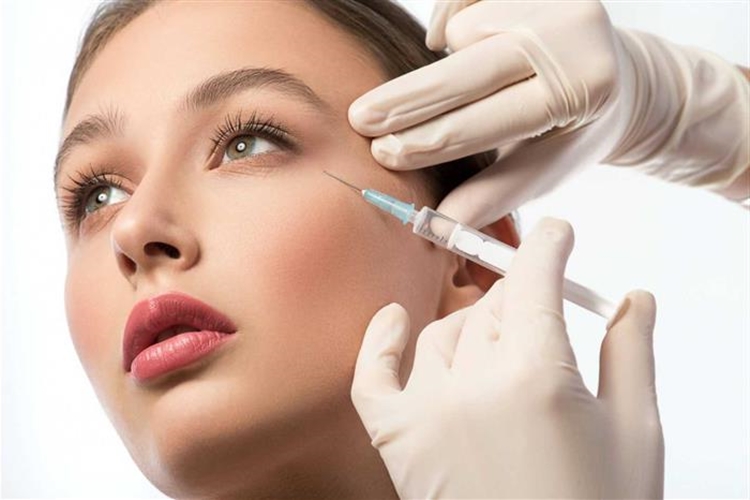 Botoks Göze Zarar Verir Mi?