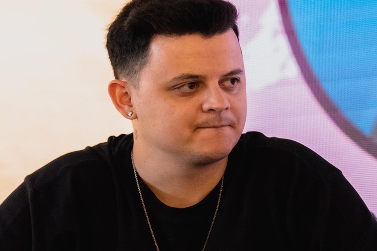 Burak Güngör Kuzeni Kimdir?