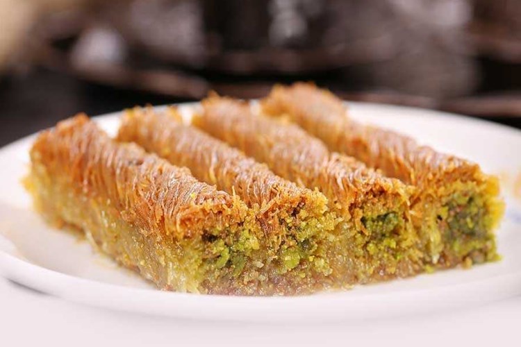 Burma Kadayıf Dolması Nasıl Yapılır?