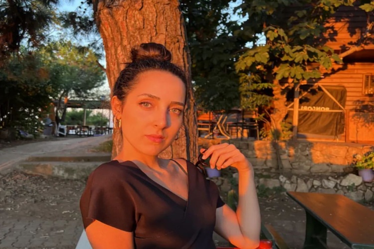 Buse Kara Aslen Nereli?