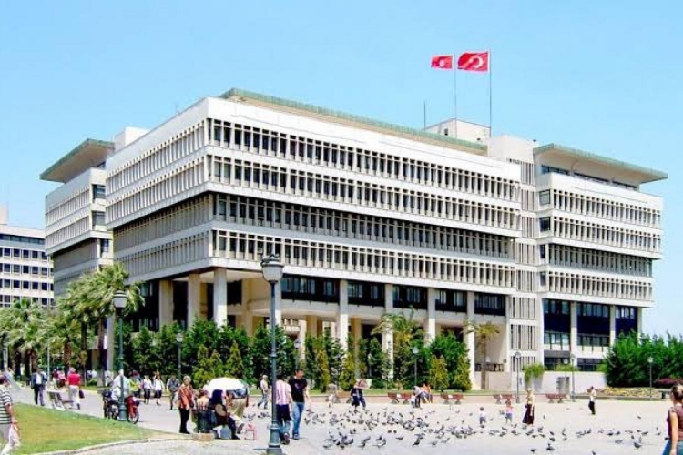 Büyükşehir Belediye Encümeni Kaç Kişiden Oluşur?