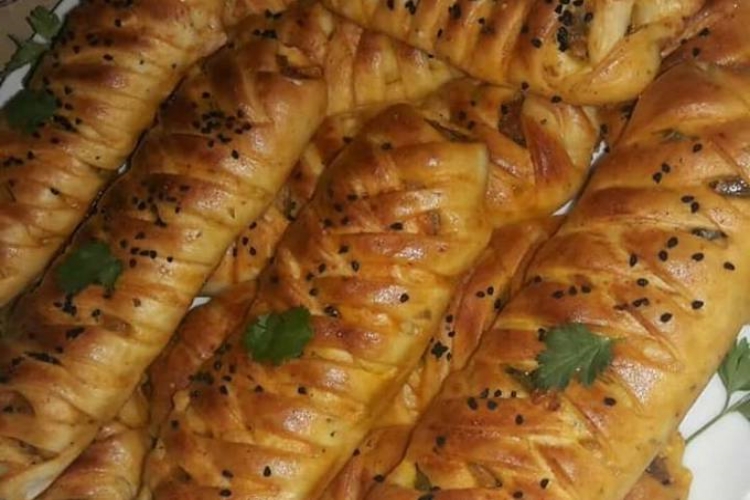 Buzluktan Çıkan Böreğin Üzerine Ne Sürülür?