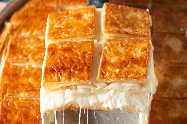 Buzluktan Çıkan Börek Nasıl Kızartılır?
