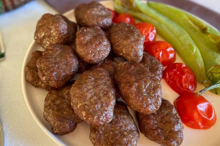 Buzluktan Çıkan Köfte Nasıl Pişirilir?