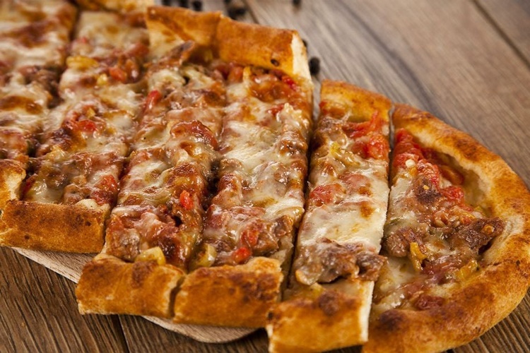 Buzluktan Çıkan Pide Nasıl Isıtılır?