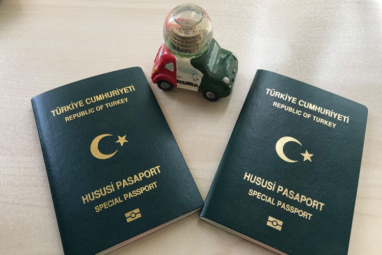 Çalışan Memur Eşi Yeşil Pasaport Alabilir Mi?