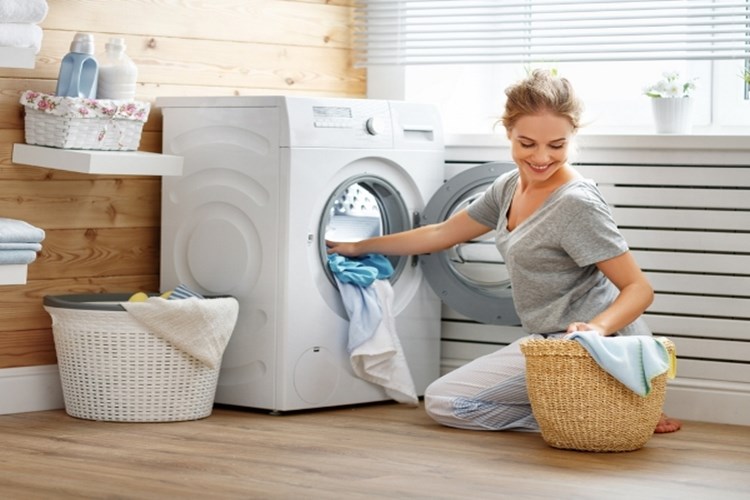 Çamaşır Makinesinde Silikon Yastık Hangi Programda Yıkanır?