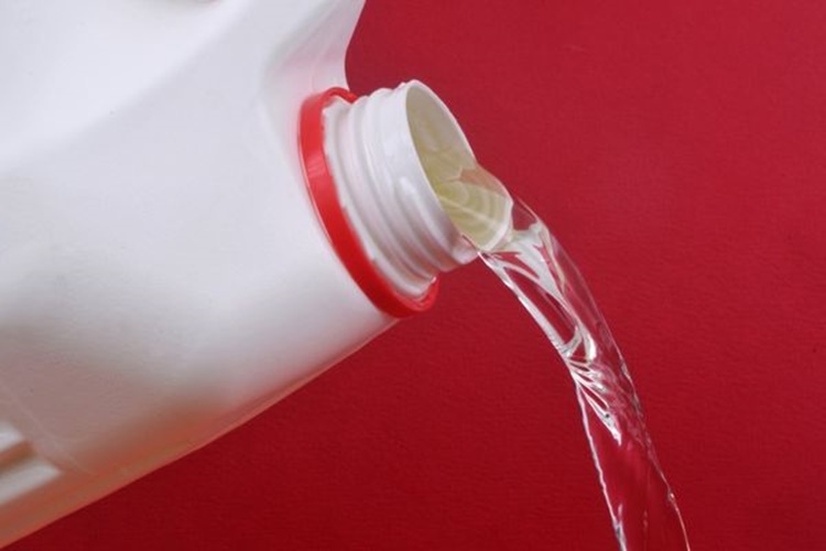 Çamaşır Suyunda Alkol Var Mı?