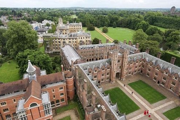Cambridge Üniversitesi Paralı Mı?