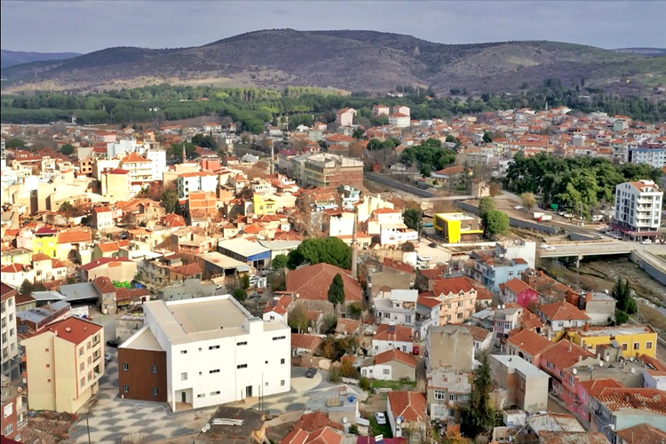 Çanakkale Ezine 2023 Nüfusu Kaçtır?