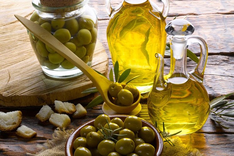 Candida Zeytinyağı İyi Gelir Mi?