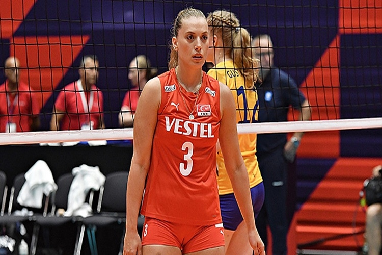 Cansu Özbay Ne Kadar Kazanıyor?