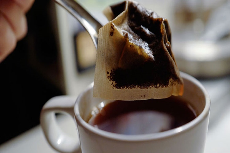 Çay Telvesi Çiçeklere İyi Gelir Mi?