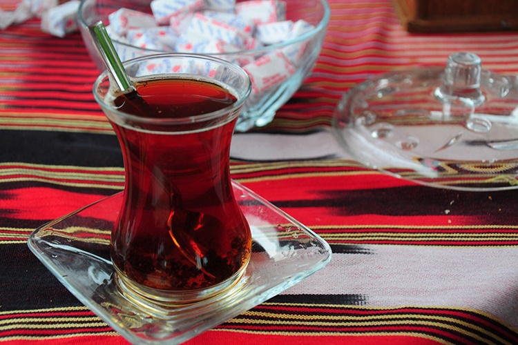 Çaya Ne Kadar Su Konur?