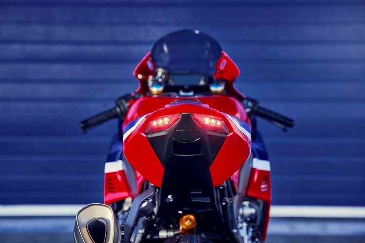 Cbr 1000 Rr Kaç Beygir?