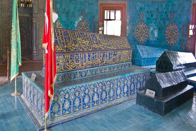  Çelebi Mehmet Türbesi Nerede?