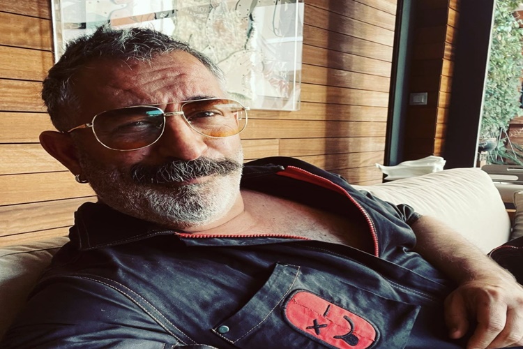 Cem Yılmaz Boyu Kaçtır?