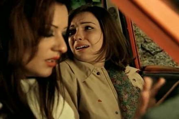 Çemberimde Gül Oya Kim Yazdı?