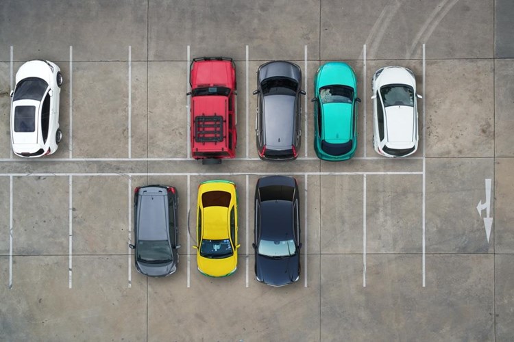 Çemberlitaş Katlı Otopark Nerededir?