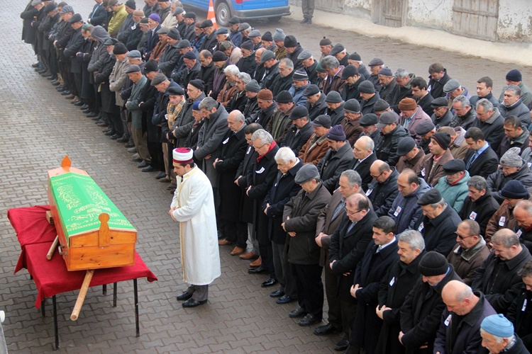 Cenaze Namazının Hükmü Nedir?