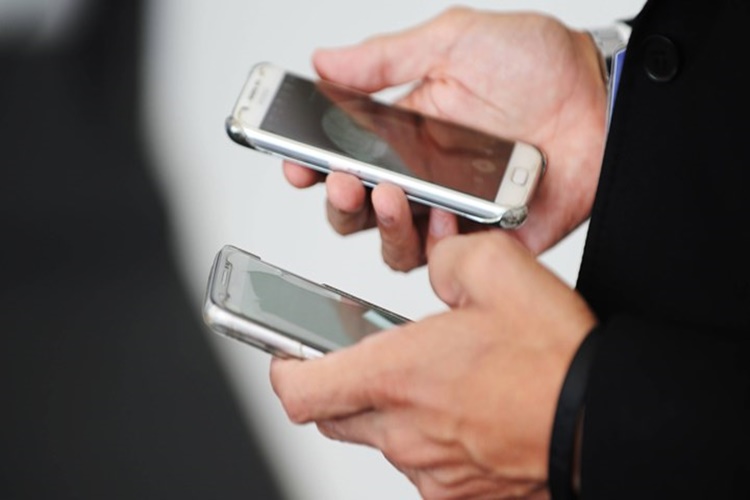 Cep Telefon Kapalıyken İnternet Çalışır Mı?