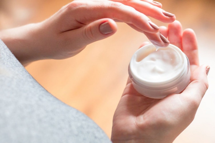 Cerave Nemlendirici Krem Ne İçin Kullanılır?