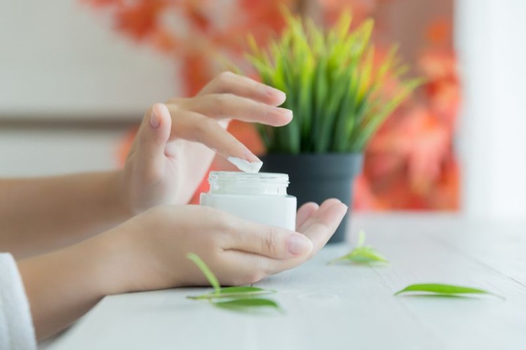 Cerave Nemlendirici Krem Tüylenme Yapar Mı?