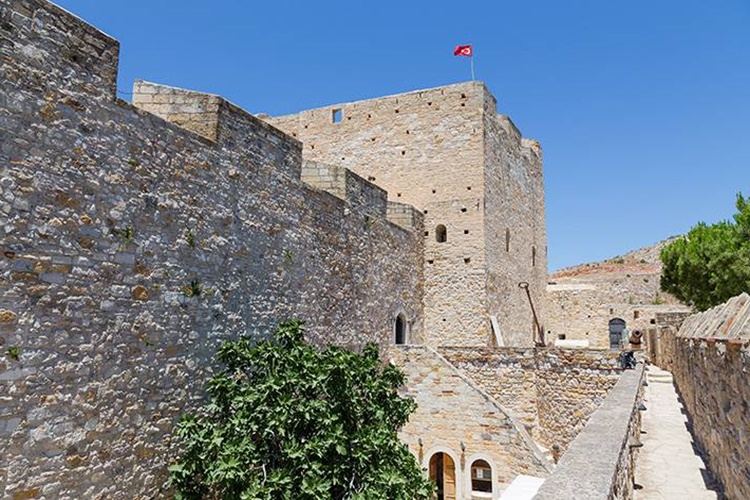 Çeşme Kalesi Müze Kart Geçerli Mi?