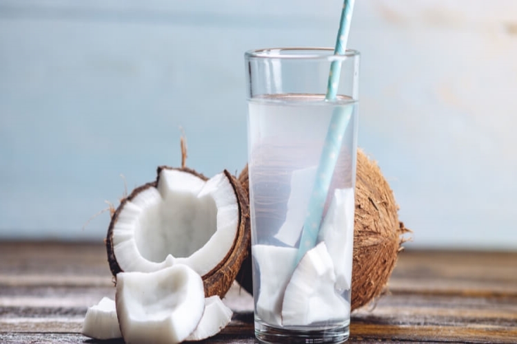 Ceviz Suyu Dolapta Saklanır Mı?