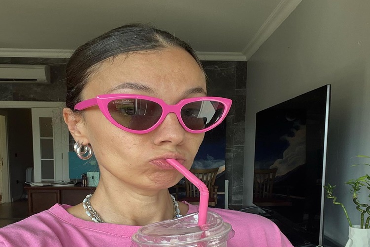 Ceyda Kasabalı Kaç Kardeş?