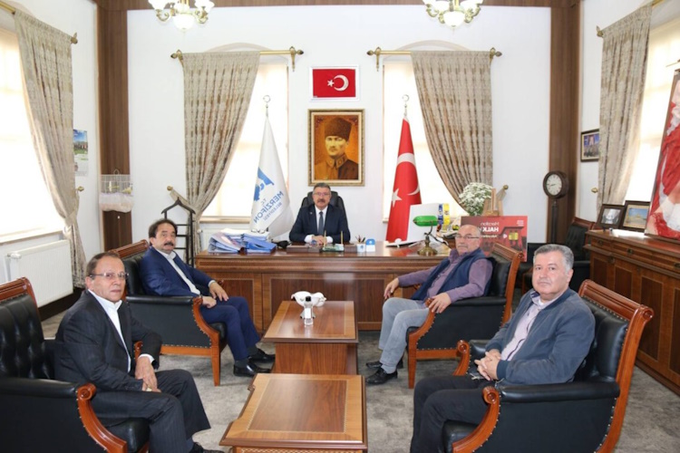 CHP İlçe Yöntemin Kurulu Kaç Kişiden Oluşur?