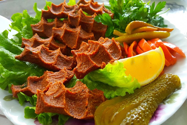 Çiğköfte Buzdolabında Bozulur Mu?