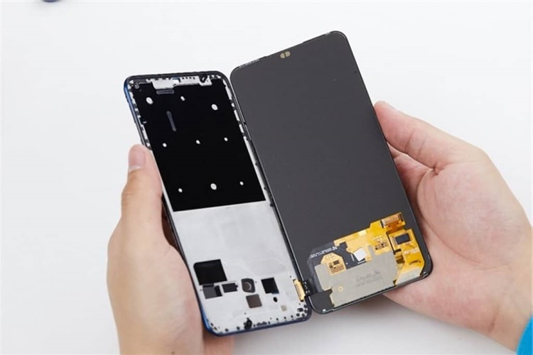 Çıkan Telefon Ekranı Nasıl Yapıştırılır?
