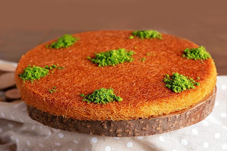 Çilekli Ekmek Kadayıfı Nasıl Yapılır?