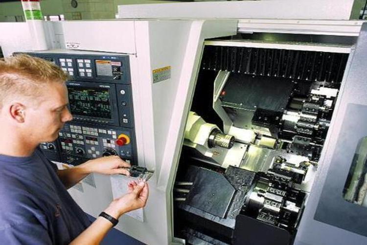 CNC Programcısı Nasıl Olunur?