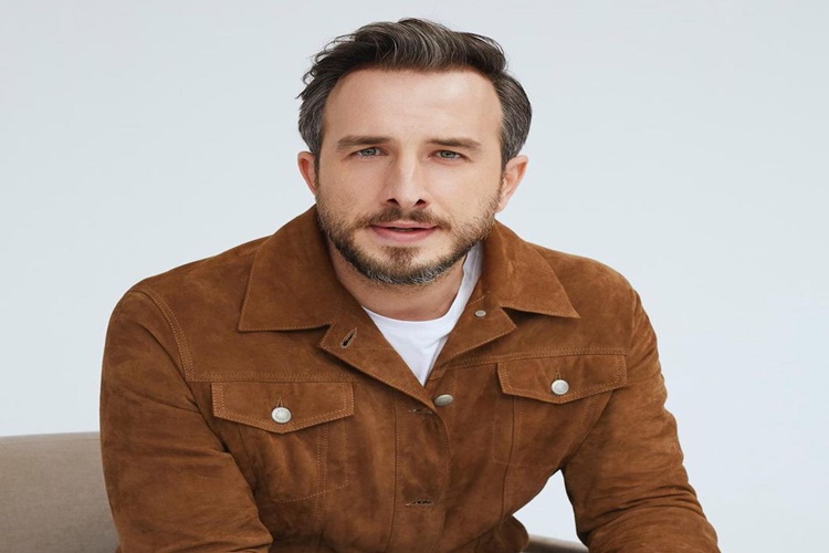 Çocuk Dizisi (Netflix) Uyarlama Mı?