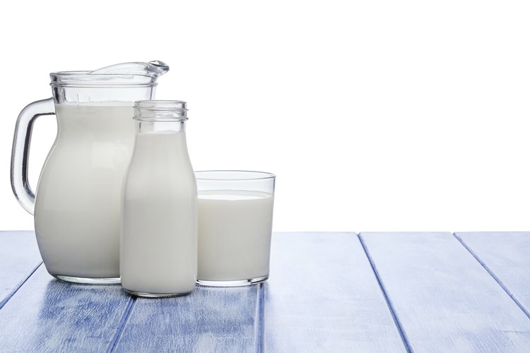 Çok Süt İçmek Böbrek Taşı Yapar Mı?