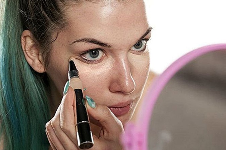 Concealer Alırken Nelere Dikkat Edilmeli?