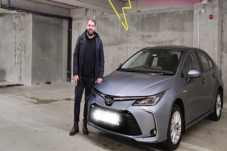 Corolla Hybrid Nasıl Şarj Edilir?