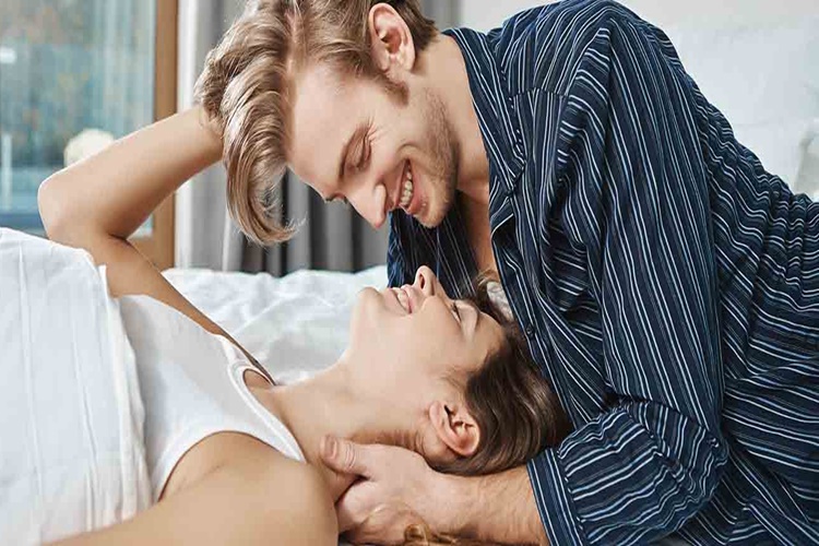 Covid 19 Cinsel Yolla Bulaşır Mı?