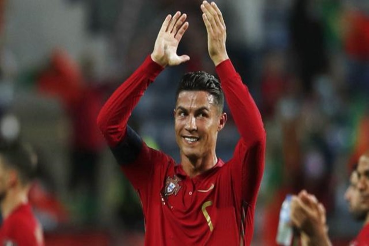 Cristiano Ronaldo Aylık Geliri Nedir?