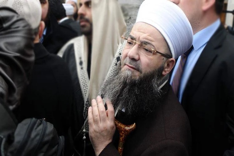 Cübbeli Ahmet Hoca Hangi Cemaatten?
