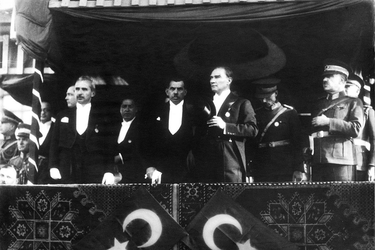 Cumhuriyet Bayramı Bize Neler Kazandırdı?