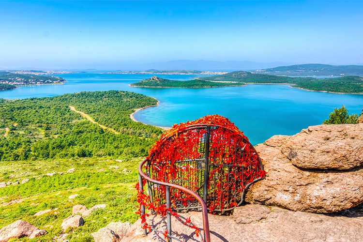 Cunda Adası Düğün Yerleri Nerelerdir?