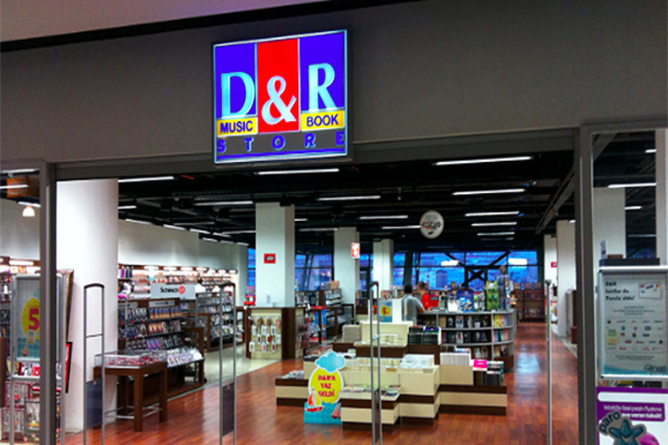 D&R Sahibi Kimdir?