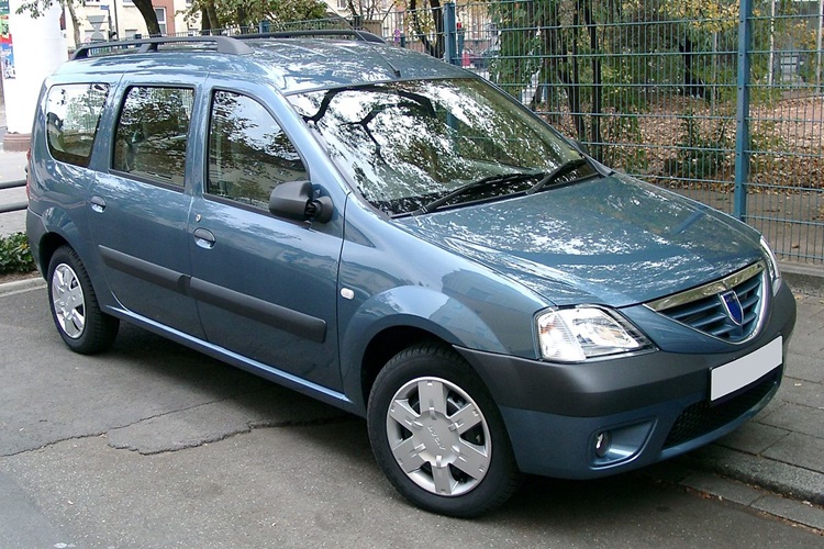 Dacia Logan Teyp Kodu Nasıl Girilir?