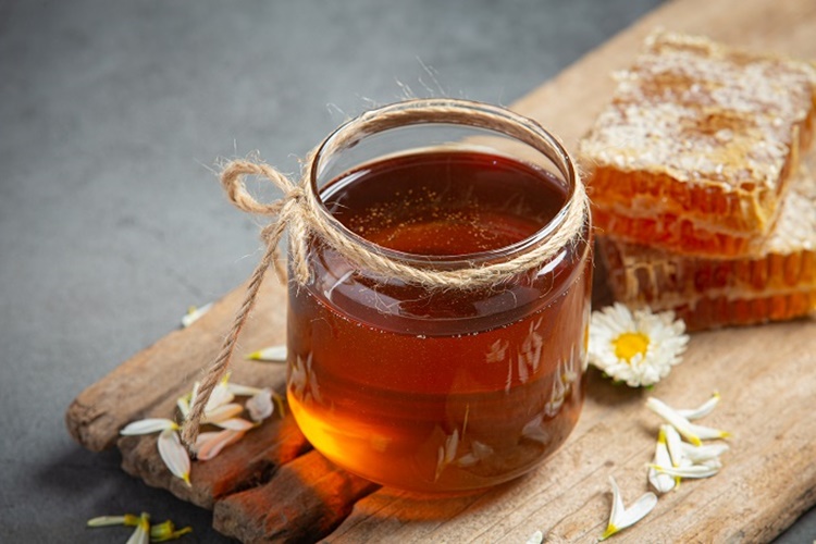 Deli Bal Yüze Sürülür Mü?